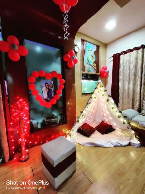 SURPRISE DECOR