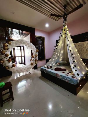SURPRISE DECOR